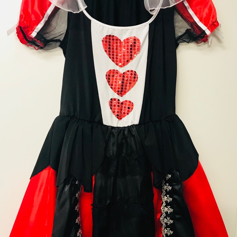 Halloween Queen of Hearts costume. Small. 🎃